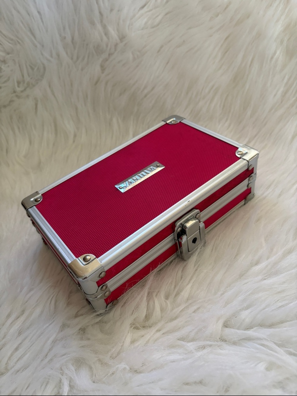Pink Metal Trim Makeup or Jewelry Case